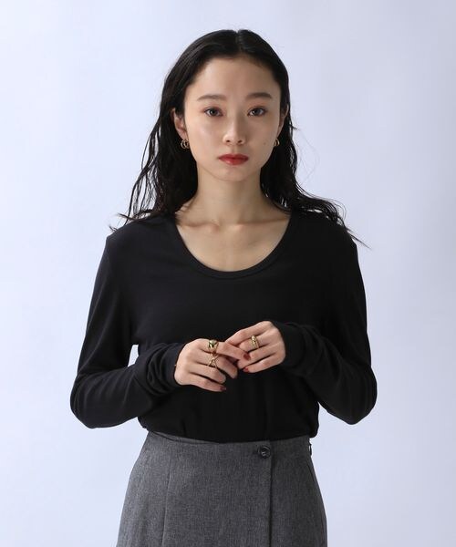 JEANASIS（ジーナシス）の「スムーステレコUネックLS TEE（トップス・ホワイト(05)/ブラック(09)/ブラック×ホワイト(19)・FREE）」の9枚目の写真