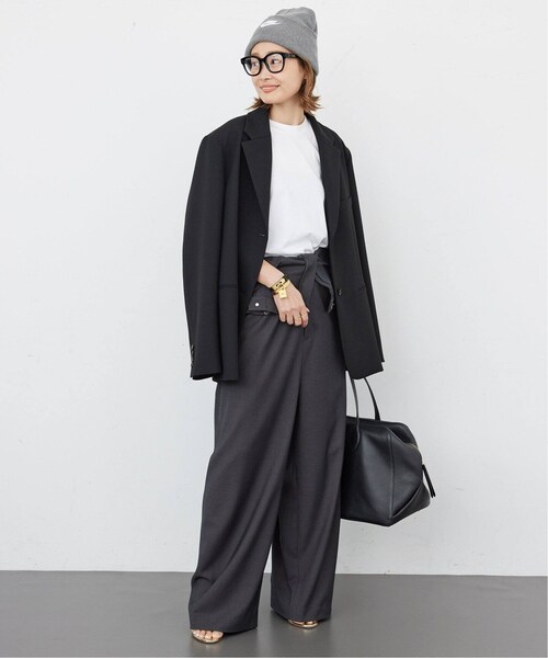 Deuxieme Classe（ドゥーズィエムクラス）の「*AVANCE