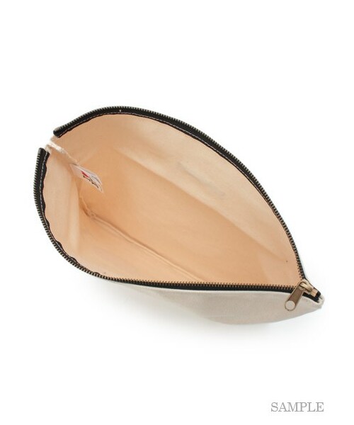 USAGI Item（ウサギアイテム）の「I LOVE NYクラッチバッグ（クラッチバッグ・レディース・WHT・F）」の6枚目の写真