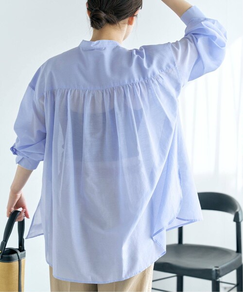 IENA（イエナ）の「《予約》コットンシルクバックギャザーシャツ