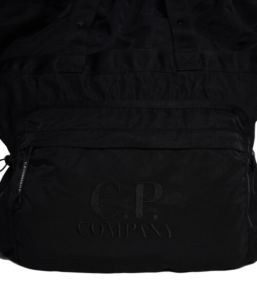 C.P. COMPANY（シーピーカンパニー）の「NYLON B CROSSBODY MESSENGER BAG（バッグ・メンズ・BLACK/01・F）」の6枚目の写真