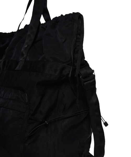 C.P. COMPANY（シーピーカンパニー）の「NYLON B CROSSBODY MESSENGER BAG（バッグ・メンズ・BLACK/01・F）」の5枚目の写真
