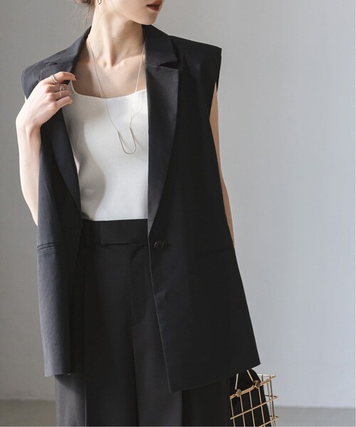 Noble（ノーブル）の「《予約》コットンリネンパワーショルダージレ（ジャケット/アウター・ブラック/(001)/36/在庫あり/38）」の3枚目の写真