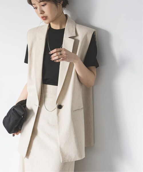 Noble（ノーブル）の「《予約》コットンリネンパワーショルダージレ（ジャケット/アウター・ブラック/(001)/36/在庫あり/38）」の2枚目の写真