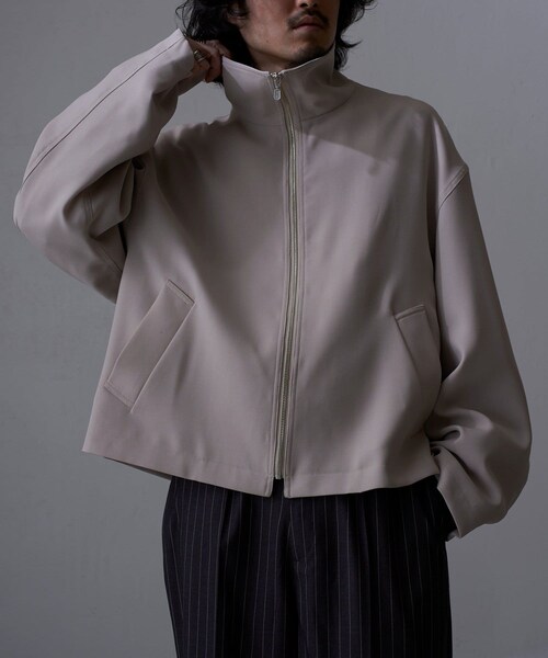 スタンドカラージップブルゾン