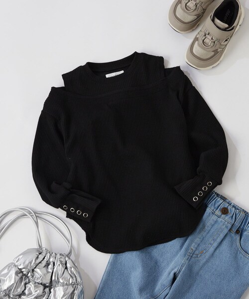 CIAOPANIC TYPY（チャオパニックティピー）の「【WEB限定】【KIDS】フェイクレイヤードオフショルリブカットソー（Tシャツ/カットソー・キッズ・アイボリー/ブラック・M/L/XL/XXL）」の2枚目の写真