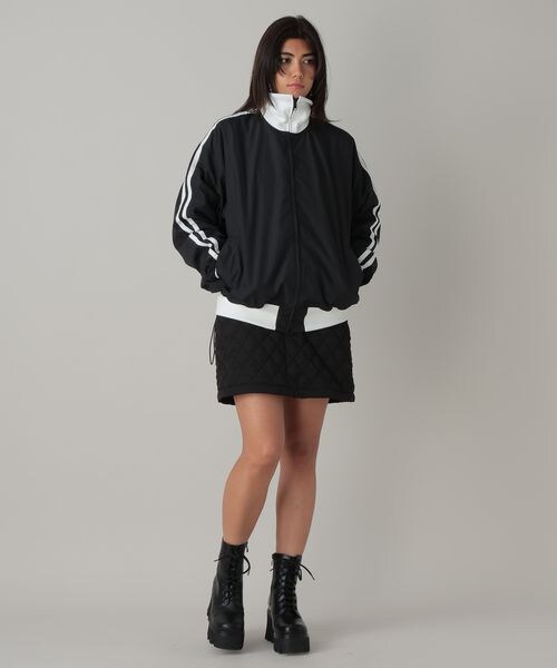 FOREVER 21（フォーエバー トゥエンティーワン）の「WEB限定トラックジャケット（ジャケット/アウター・オフホワイト05/ブラック09/ネイビー88・FREE）」の7枚目の写真