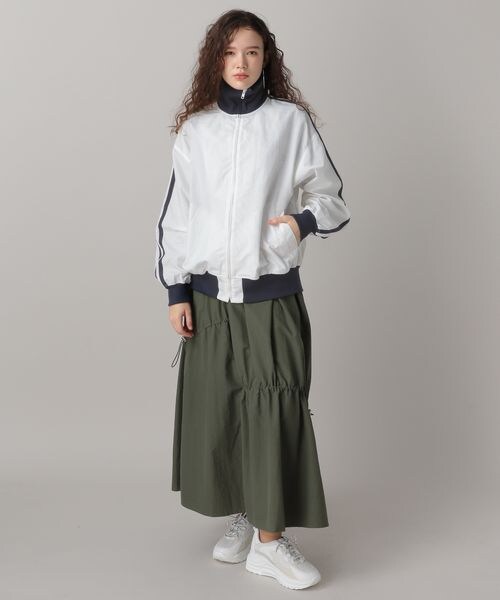 FOREVER 21（フォーエバー トゥエンティーワン）の「WEB限定トラックジャケット（ジャケット/アウター・オフホワイト05/ブラック09/ネイビー88・FREE）」の14枚目の写真