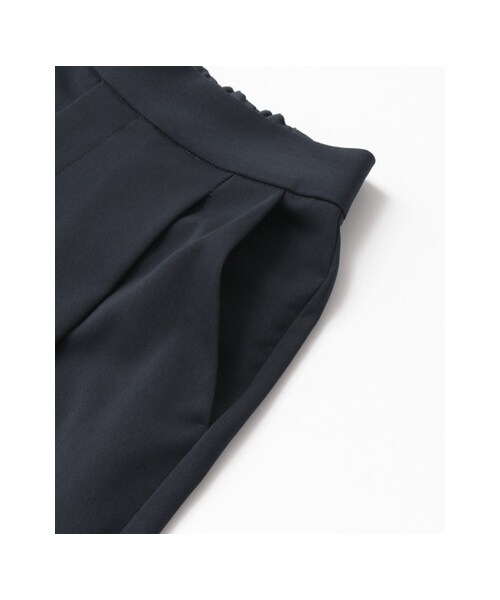 URBAN RESEARCH DOORS(アーバンリサーチドアーズ)の「クロップドタックパンツ(パンツ・レディース・NAVY/BLACK・36/38)」の12枚目の写真