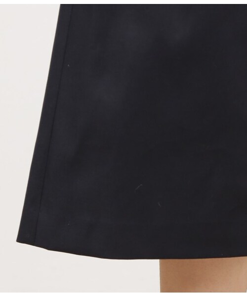 ADAM ET ROPE'（アダムエロペ）の「ダブルクロスガウチョパンツ（パンツ・レディース・オフホワイト/ネイビー・36/38）」の8枚目の写真