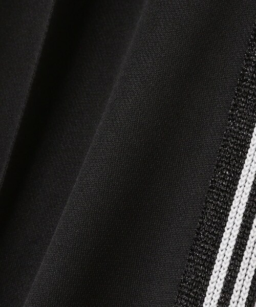 B'2nd（ビーセカンド）の「NEEDLES(ニードルズ) 別注ラメ Track Pant - Poly Smooth（パンツ・ブラック/グリーン・XS/S/M）」の4枚目の写真