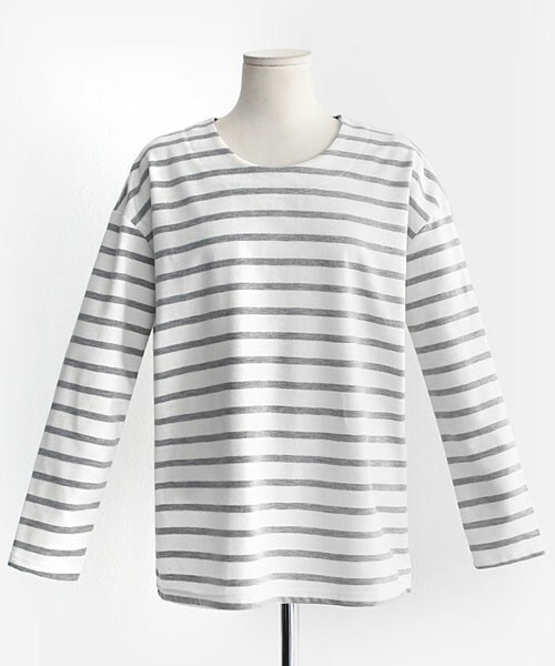 DHOLIC（ディーホリック）の「ボーダー柄ロングスリーブTシャツ（Tシャツ/カットソー・レディース・ブラック/グレー/ネイビー/ディープブルー・FREE）」の2枚目の写真