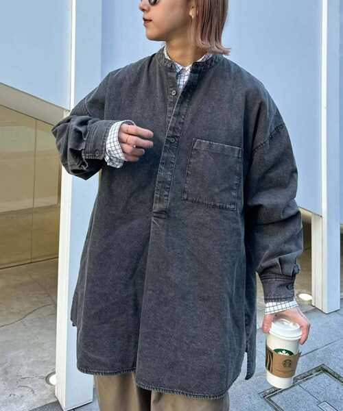 CIAOPANIC TYPY（チャオパニックティピー）の「【SOUNDS GOOOOD / サウンズグッド】切替バックジップバンドカラープルオーバーシャツ（トップス・レディース・サックスブルー/ブルー/ブラウン/ブラック・ONE）」の2枚目の写真