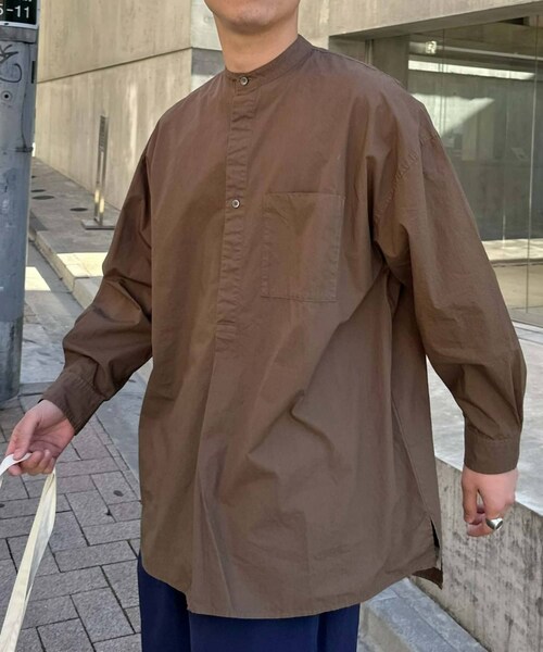 CIAOPANIC TYPY（チャオパニックティピー）の「【SOUNDS GOOOOD / サウンズグッド】切替バックジップバンドカラープルオーバーシャツ（トップス・レディース・サックスブルー/ブルー/ブラウン/ブラック・ONE）」の3枚目の写真