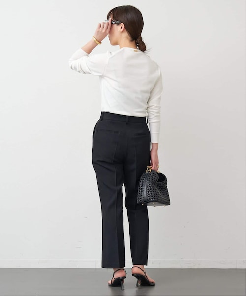 Deuxieme Classe（ドゥーズィエムクラス）の「*Essential クロップド