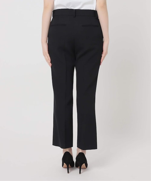 Deuxieme Classe（ドゥーズィエムクラス）の「*Essential クロップド