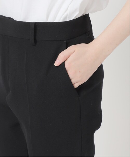 Deuxieme Classe（ドゥーズィエムクラス）の「*Essential クロップド