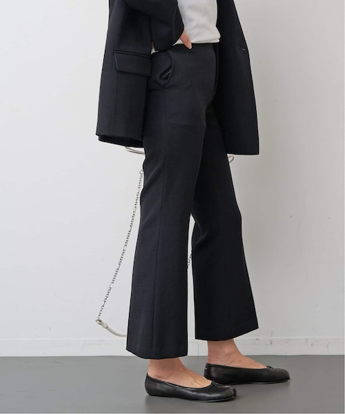 Deuxieme Classe（ドゥーズィエムクラス）の「*Essential クロップド