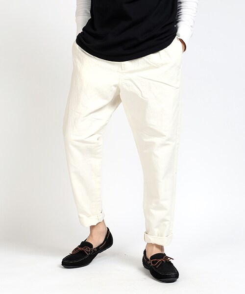 FREAK'S STORE(フリークスストア)の「リネンシャンブレータックパンツ(パンツ・メンズ・オフホワイト/ネイビー/ボーダー/ストライプ・S/M/L)」の1枚目の写真