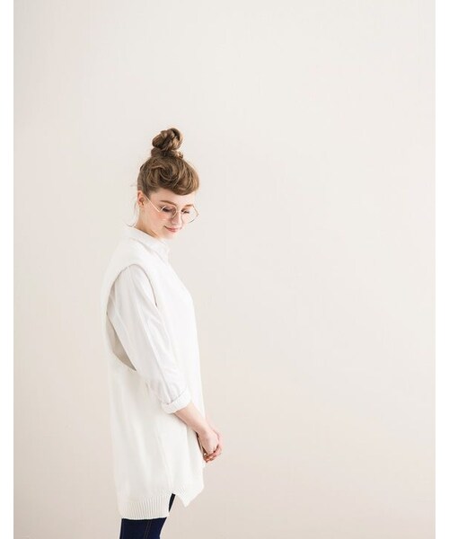 PAZZO（パッゾ）の「學院感V領寬鬆針織毛衣（トップス・レディース・白/灰・S/M）」の13枚目の写真