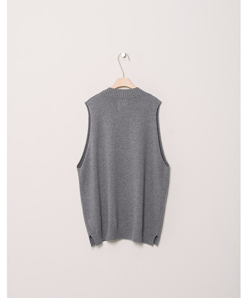 PAZZO（パッゾ）の「學院感V領寬鬆針織毛衣（トップス・レディース・白/灰・S/M）」の2枚目の写真