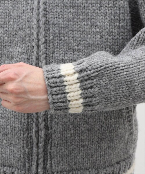 REIGNING CHAMP（レイニングチャンプ）の「HANDKNIT VARSITY