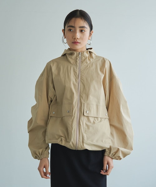 russet（ラシット）の「【ANOTHER BRANCH】マウンテンパーカー (O-717)（ジャケット/アウター・レディース・オフホワイト/ベージュ/カーキ・F）」の2枚目の写真