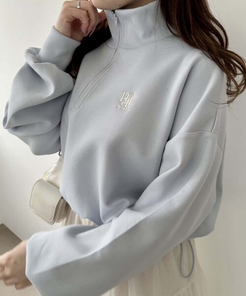 OLIVE des OLIVE（オリーブデオリーブ）の「ハーフZIPクロップドトップス（Tシャツ/カットソー・レディース・オフホワイト/サックスブルー/トップグレー/ネイビー・FREE）」の3枚目の写真