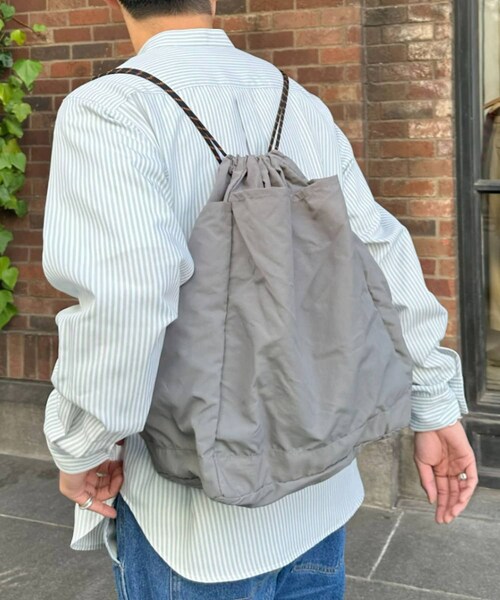 CIAOPANIC TYPY（チャオパニックティピー）の「2WAYナイロンナップサック（バックパック/リュック・レディース・アイボリー/カーキ/グレー/ブラック・ONE）」の3枚目の写真