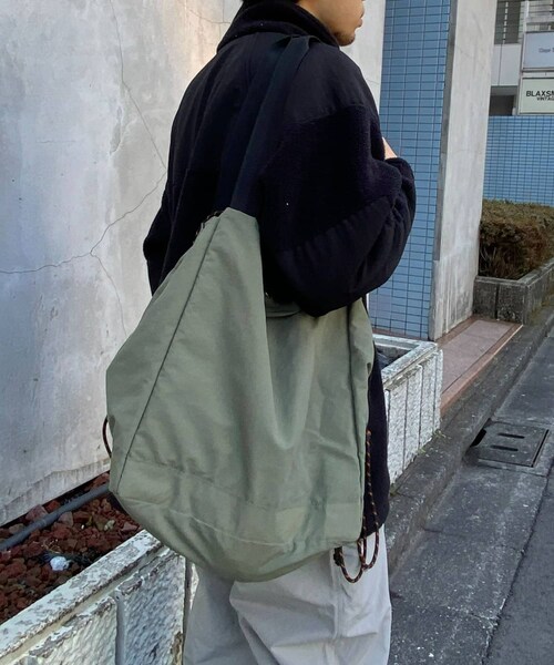 CIAOPANIC TYPY（チャオパニックティピー）の「2WAYナイロンナップサック（バックパック/リュック・レディース・アイボリー/カーキ/グレー/ブラック・ONE）」の4枚目の写真