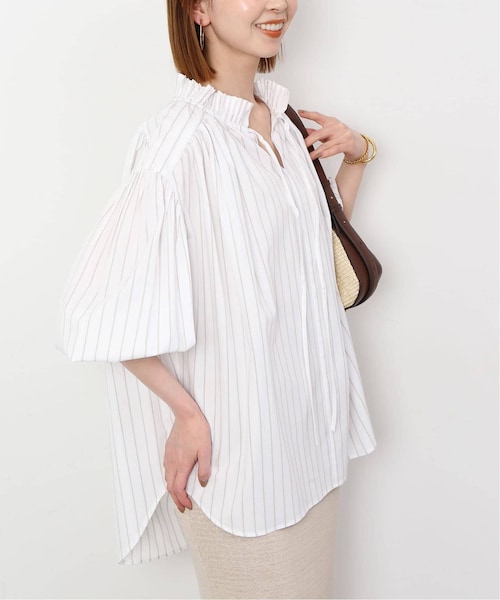 スローブイエナSLOBE IENA タックカラーボリュームスリーブブラウス極美品 SLOBE IENA(スローブイエナ)の「タックカラーボリュームスリーブ