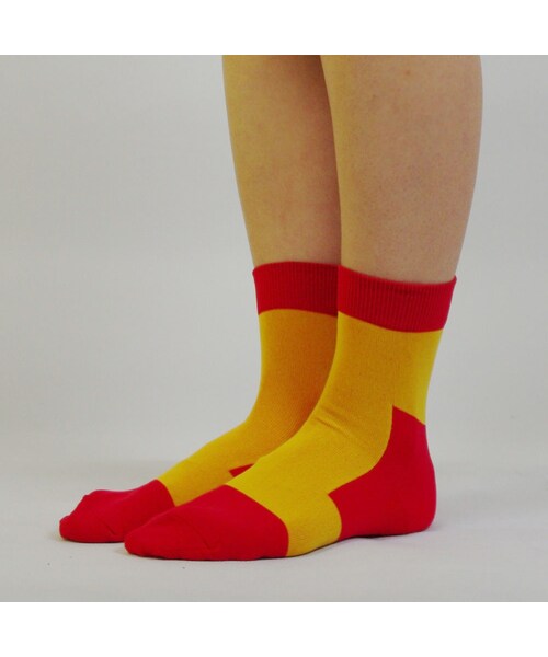 diddlediddle（ディドルディドル）の「SHOP別注カラー LET'S GO SOCKS / 32 RED YELLOW（ソックス/靴下・その他）」の2枚目の写真