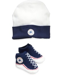 CONVERSE | Converse Baby Set, Baby Boys or Baby Girls Hat and Faux-Lace Booties(ソックス/靴下)