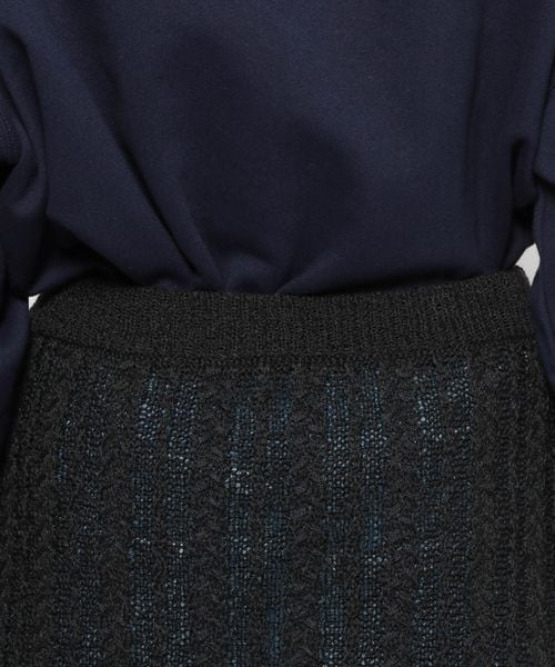 LEPSIM（レプシィム）の「7ゲージフリンジニットスカート（スカート・オフホワイト08/ブラック09・FREE SIZE）」の17枚目の写真