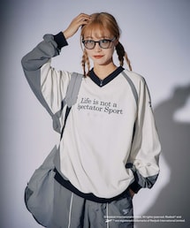 Reebok ナイロンVネックプルオーバーナイロンパイピングカーゴオーバーパンツ Reebok（リーボック）の「【Reebok別注】ナイロンパイピング