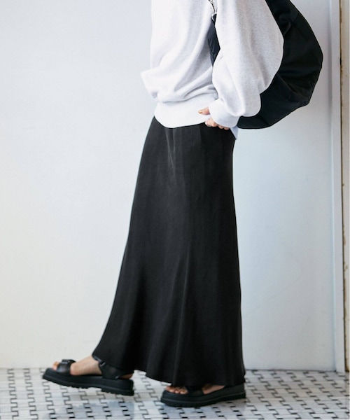FRAMeWORK 38黒 日本製シルキーキュプラバイアススカート FRAMeWORK｜≪追加≫シルキーキュプラバイアススカート