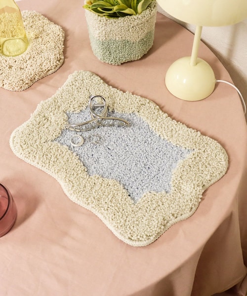 3coins（3coins）の「タフティング小物置きマット／blend interior