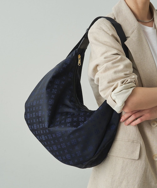 美品 ラシット ラウンドビッグショルダーバッグ ネイビー russet