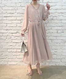 natural couture（ナチュラルクチュール）の「【mamamo】パール釦シフォンプリーツワンピース（ワンピース/ドレス・レディース）」