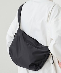 COLONY 2139 | シンセティックナイロンギャザーショルダーバッグ(ショルダーバッグ)