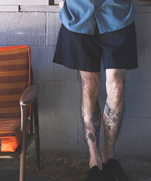 RINSE WASH 8oz DENIM / ONE TUCK SHORTS