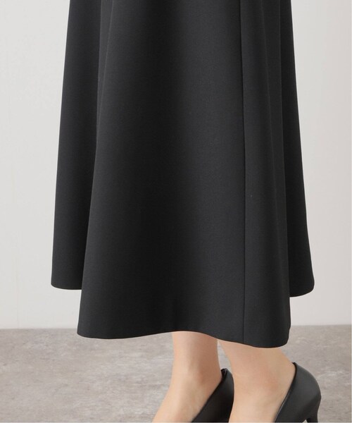 MUSE de Deuxieme classe(ミューズデドゥーズィエムクラス)の「FLARE スカート(スカート・ブラック/(001)/フリー/残り2点)」の17枚目の写真