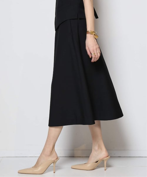 MUSE de Deuxieme classe(ミューズデドゥーズィエムクラス)の「FLARE スカート(スカート・ブラック/(001)/フリー/残り2点)」の2枚目の写真