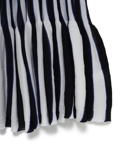 CFCL（シーエフシーエル）の「CASCADES SLEEVELESS TIERED MINI DRESS（ワンピース/ドレス・マルチカラーミックス系/99/BLACK/01・01/03）」の5枚目の写真