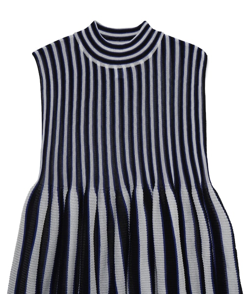 CFCL（シーエフシーエル）の「CASCADES SLEEVELESS TIERED MINI DRESS（ワンピース/ドレス・マルチカラーミックス系/99/BLACK/01・01/03）」の4枚目の写真