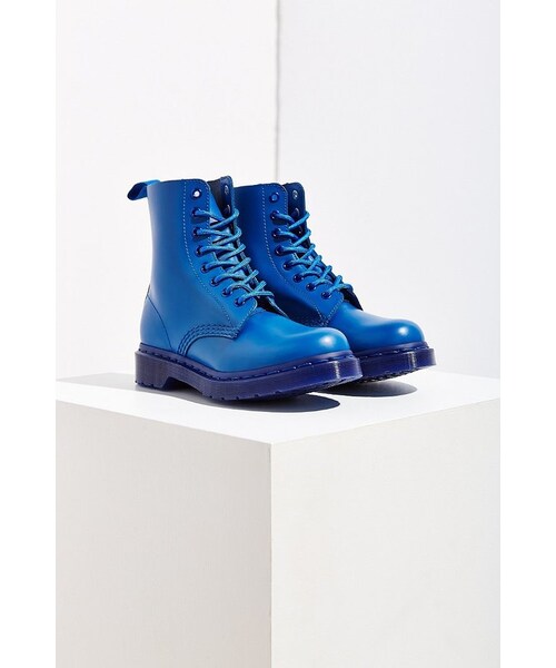 Dr. Martens(ドクターマーチン)の「Dr. Martens Pascal Mono Boot(ブーツ・レディース・BLUE・10/9/6/8/7)」の2枚目の写真