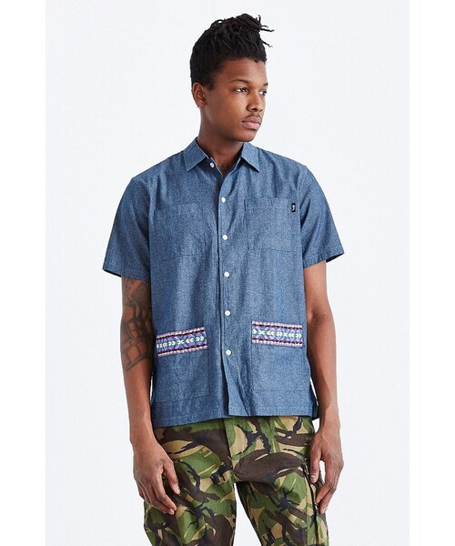 STUSSY(ステューシー)の「Stussy Embroidered Pocket Denim Button-Down Shirt(シャツ/ブラウス・メンズ・BLUE・L/XL/M/S)」の6枚目の写真