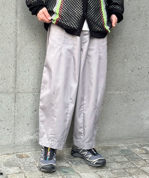 CIAOPANIC（チャオパニック）の「【ユニセックス】カーブワイドチノパンツ（チノパンツ・レディース・ベージュ/オレンジ/グレー/ブラック・M/L）」の3枚目の写真