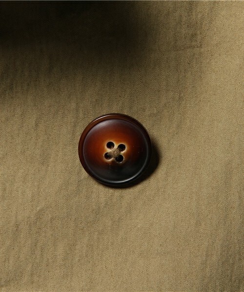 Johnbull Private labo(ジョンブルプライベートラボ)の「トレンチコート(トレンチコート・メンズ・カーキ/ネイビー・MEDIUM/SMALL)」の11枚目の写真