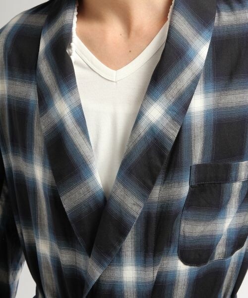HARE（ハレ）の「【先行予約】オンブレチェックガウン（トップス・メンズ・オフホワイト/ネイビー・FREE）」の7枚目の写真